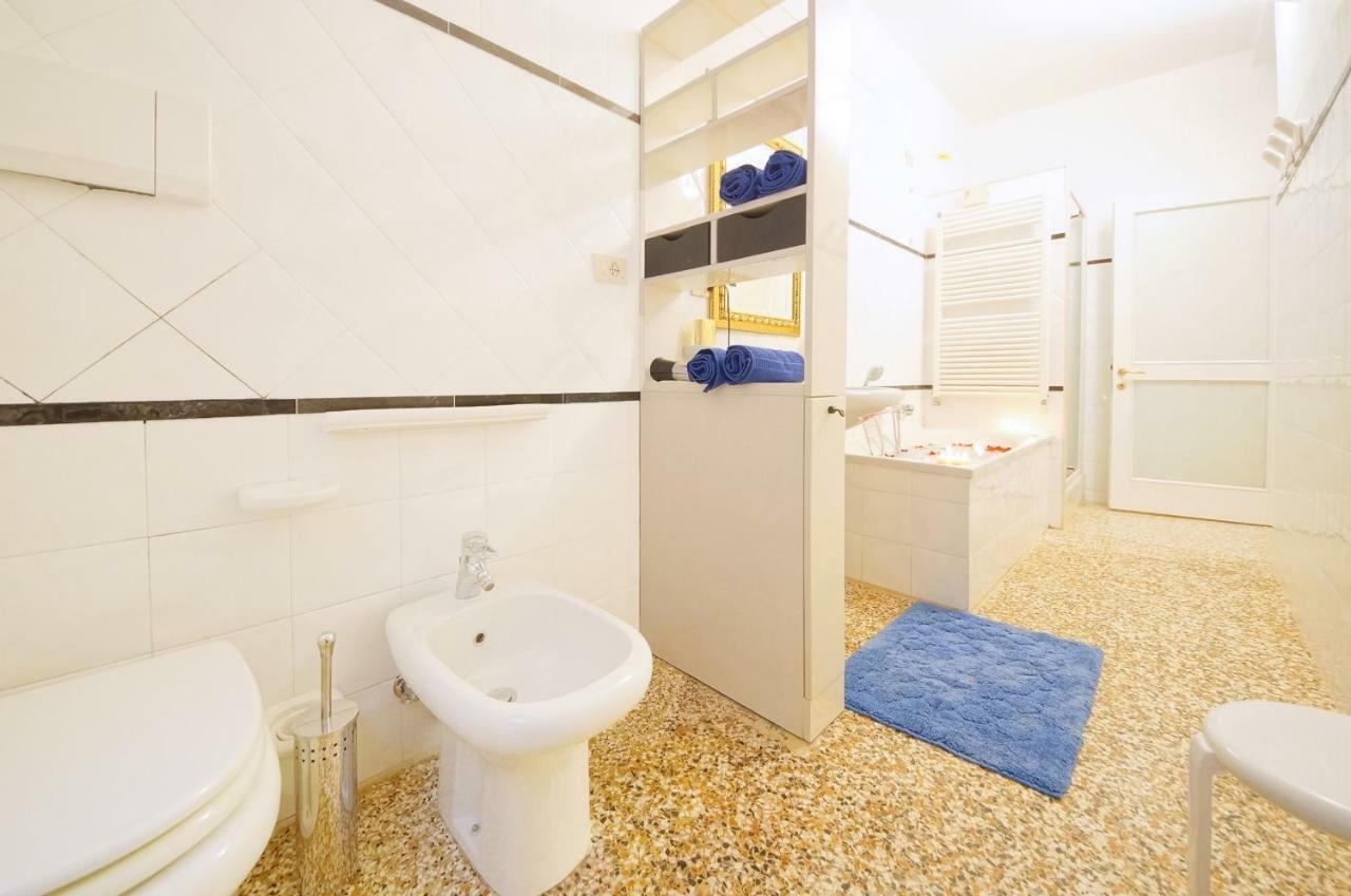 Santa Marina Apartment Rialto Венеция Экстерьер фото
