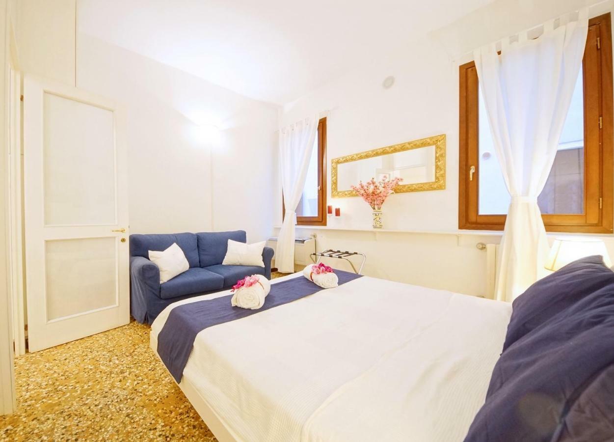 Santa Marina Apartment Rialto Венеция Экстерьер фото