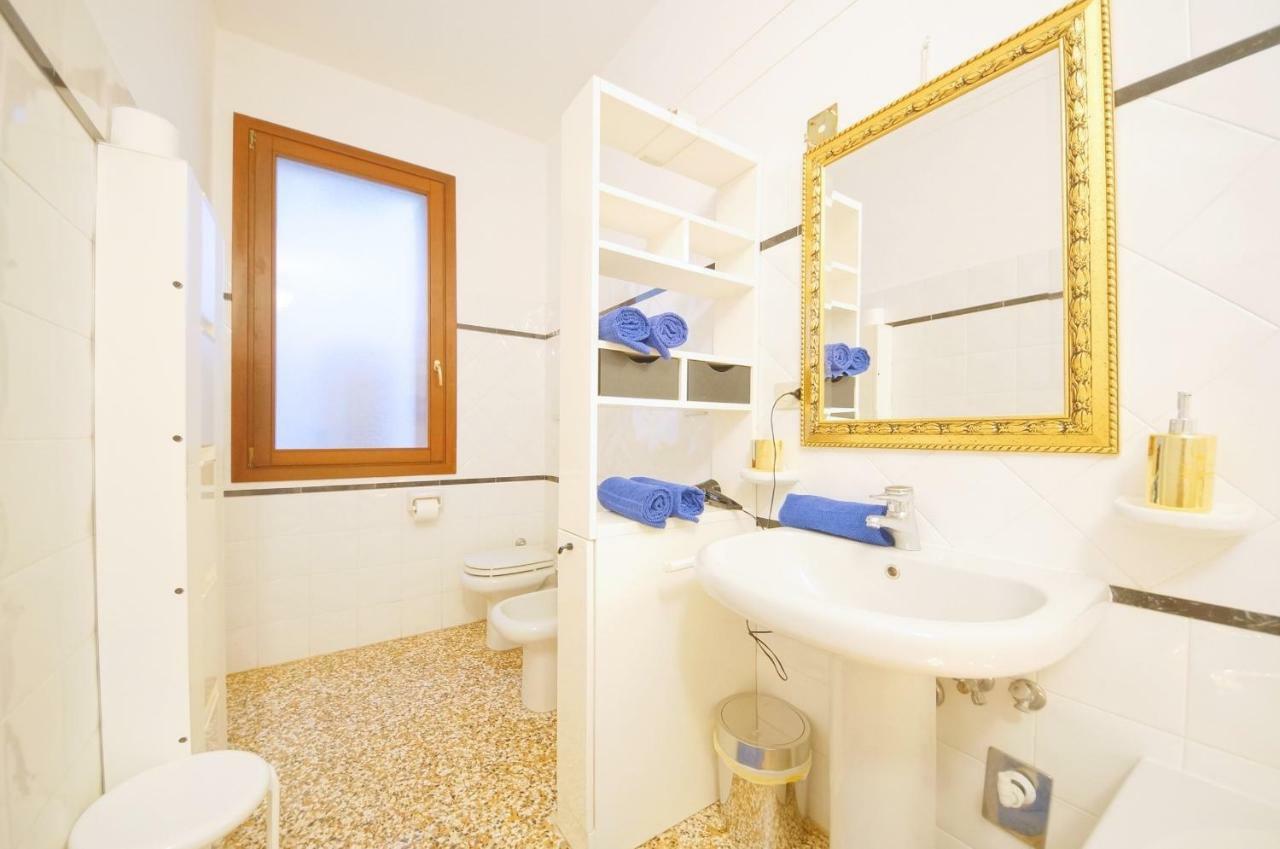 Santa Marina Apartment Rialto Венеция Экстерьер фото